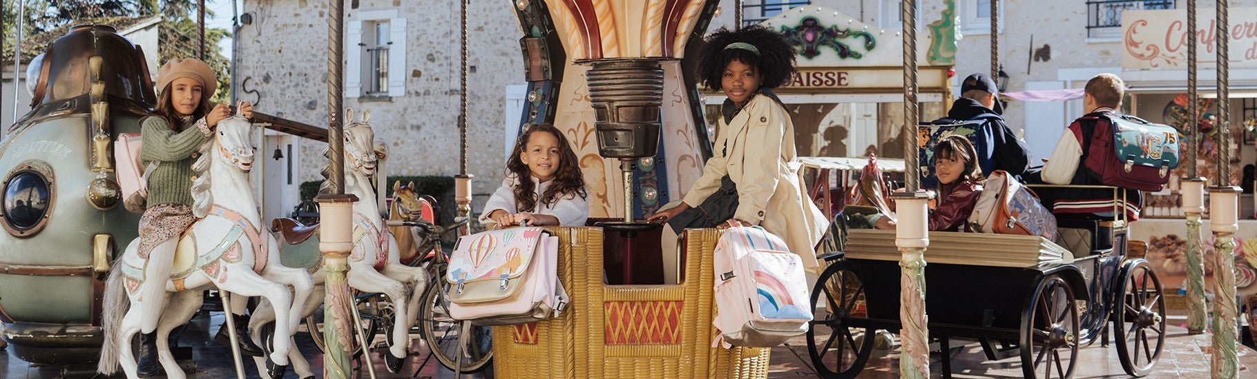 Dix ans de voyages extraordinaires