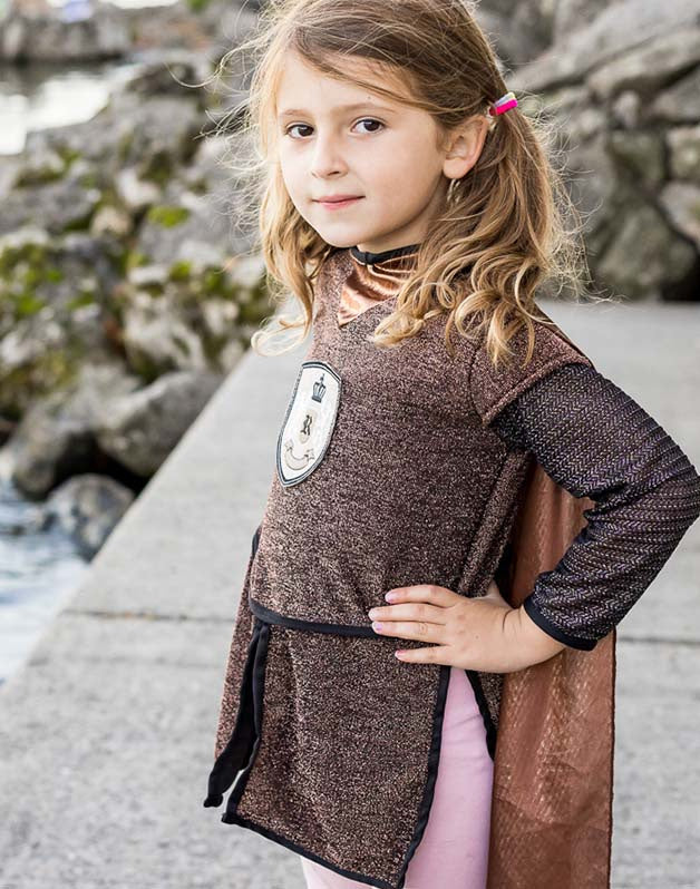 Tunique de chevalier avec cape