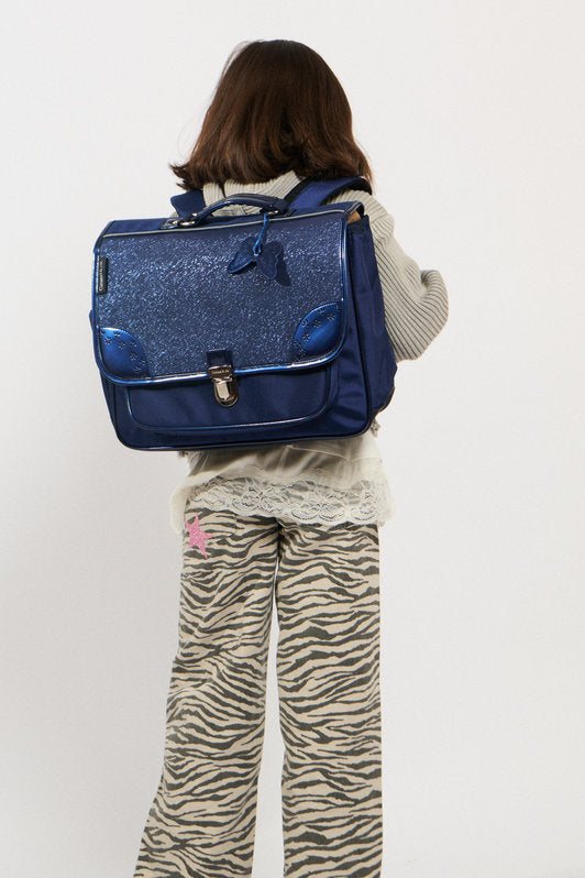 Cartable Navy Oxford Bleu – Élégant et Intemporel Caramel & cie